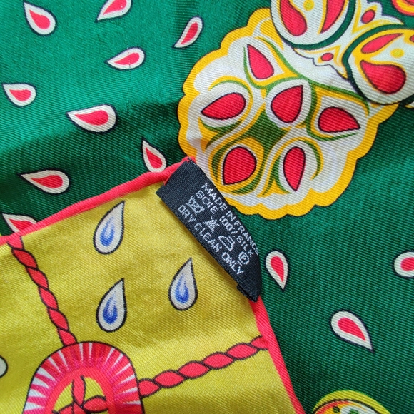 Hermes silk scarf - Picture 2 of 5